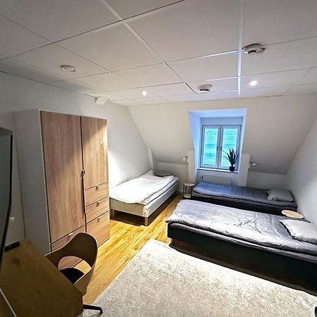 Attic Hostel Бурос Экстерьер фото