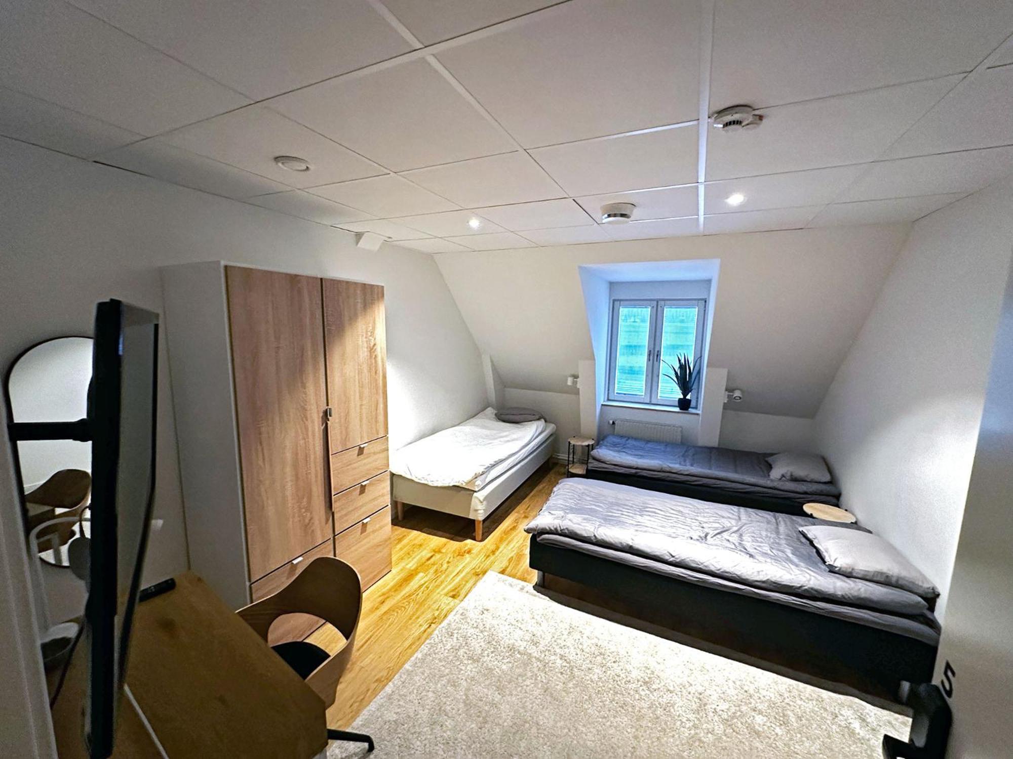 Attic Hostel Бурос Экстерьер фото